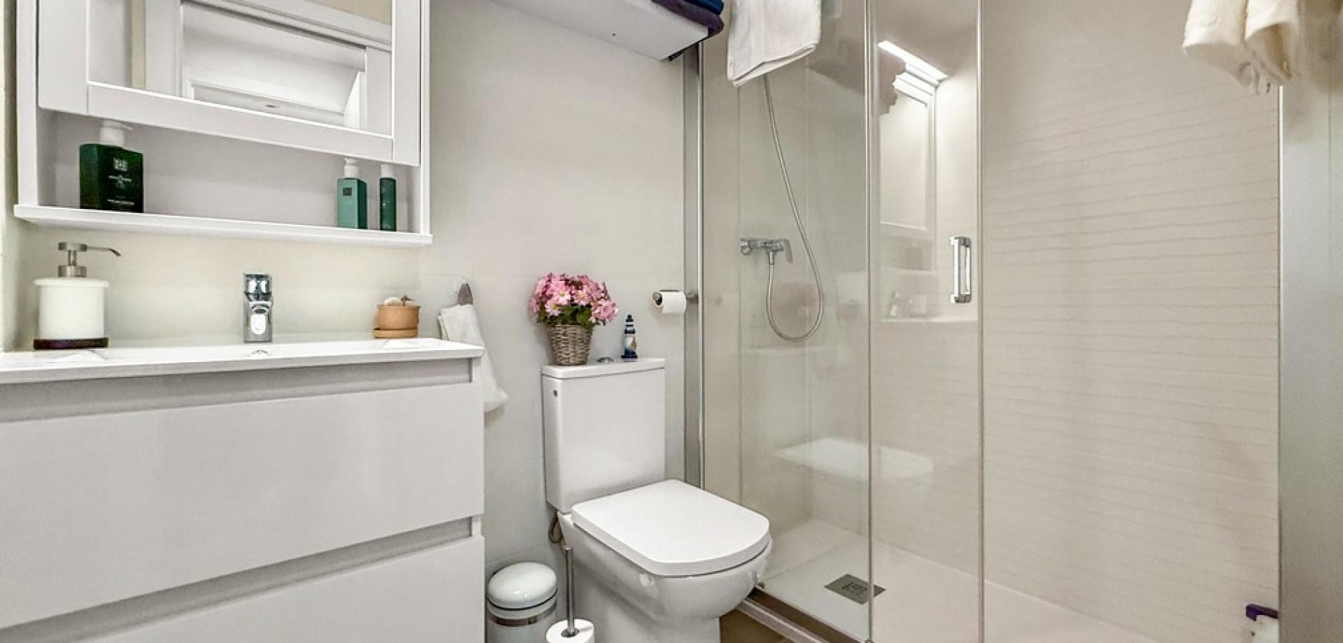 2-Bedroom Apartment in Cartagena - Image 22