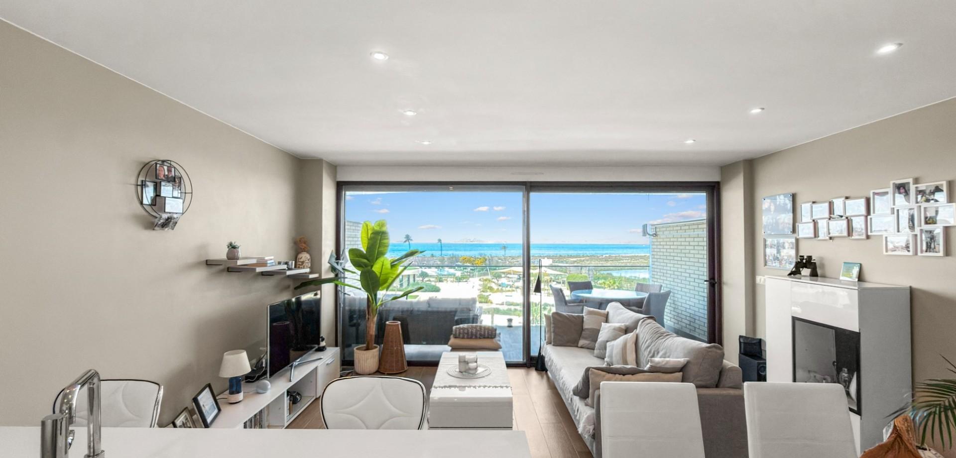 2-Bedroom Apartment in Cartagena - Image 26