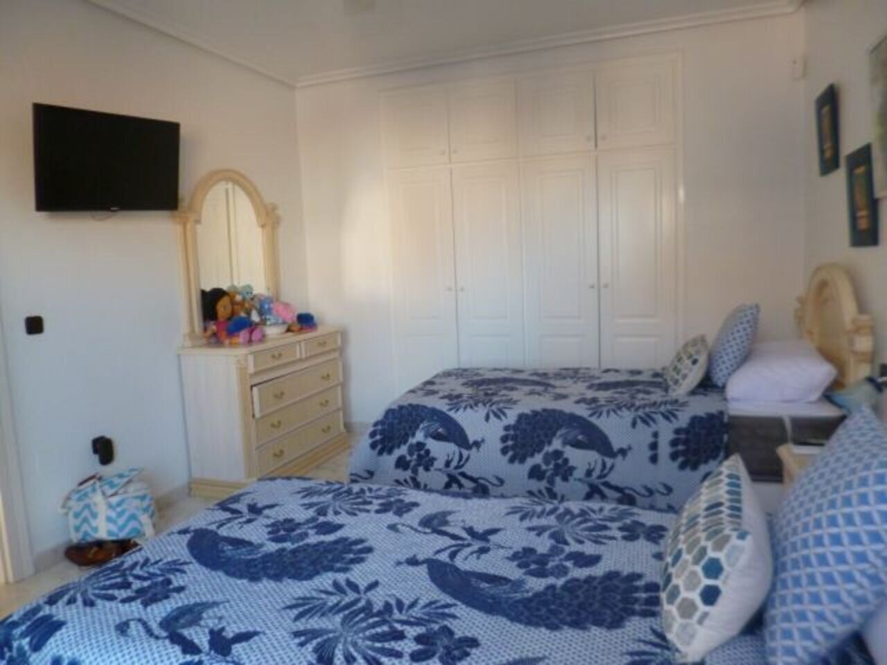 Villa de 3 Dormitorios en La Zenia, Orihuela Costa - Image 10
