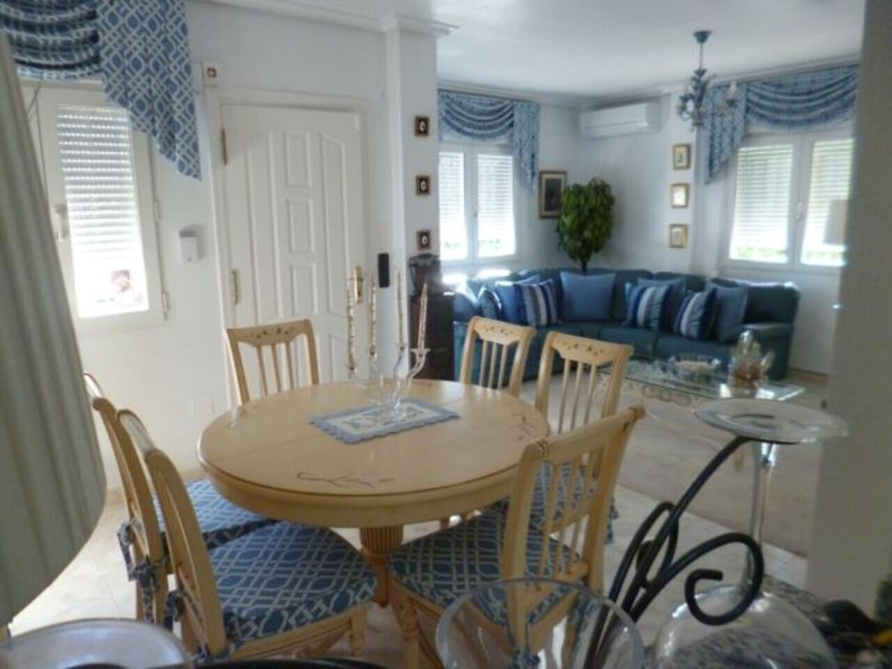 Villa de 3 Dormitorios en La Zenia, Orihuela Costa - Image 19