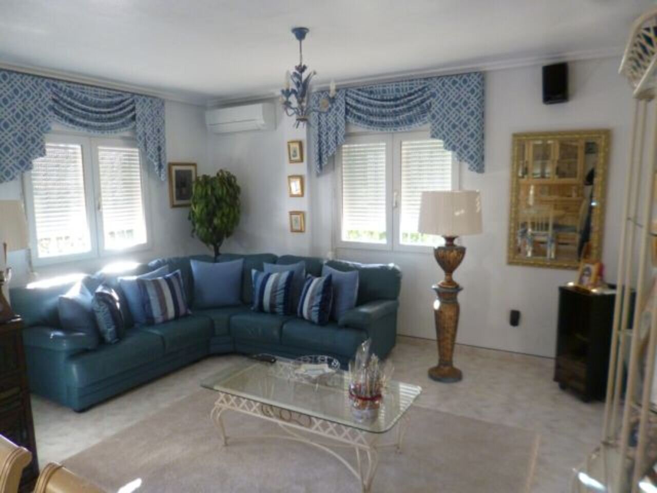 Villa de 3 Dormitorios en La Zenia, Orihuela Costa - Image 3