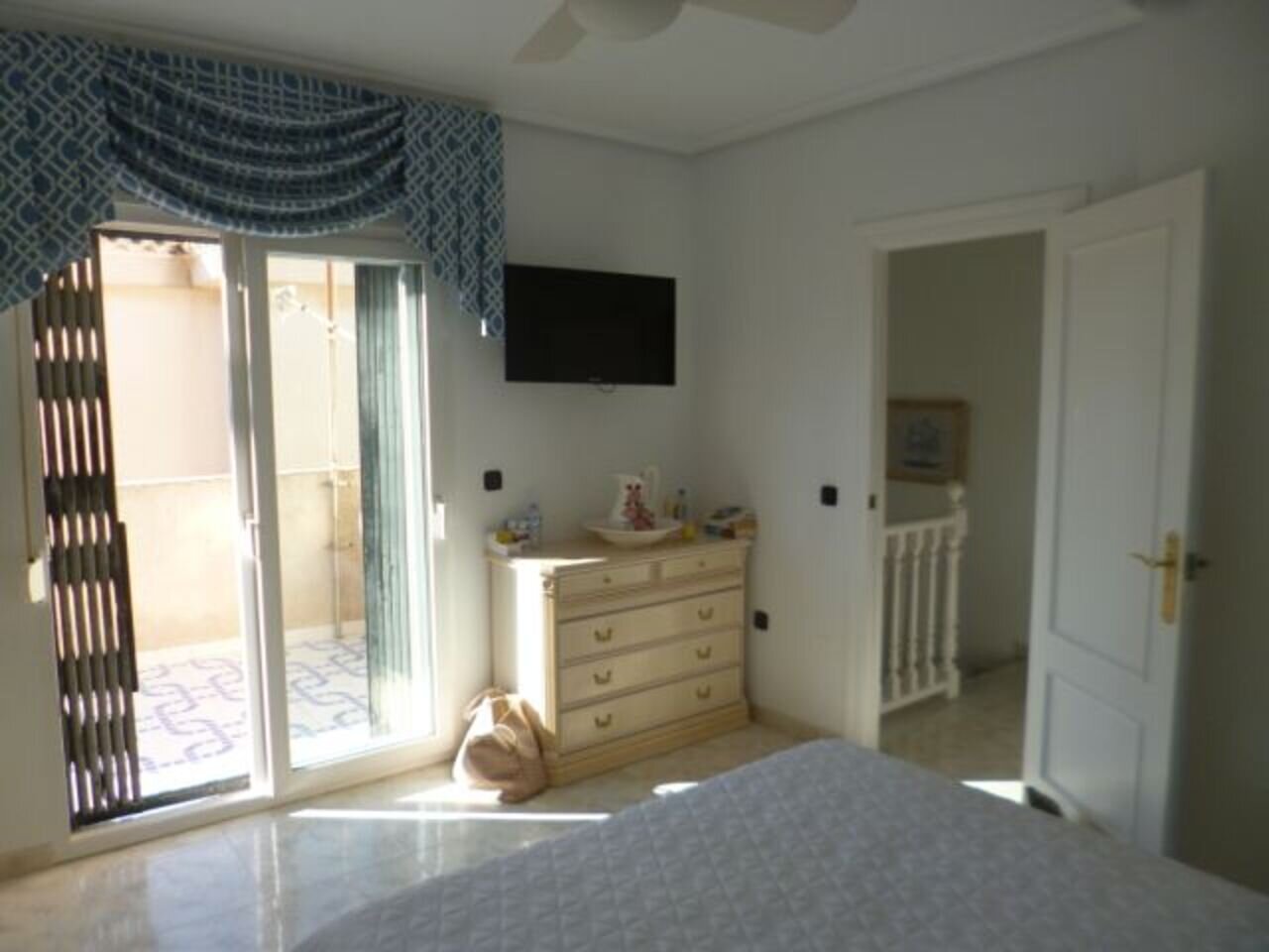 Villa de 3 Dormitorios en La Zenia, Orihuela Costa - Image 5