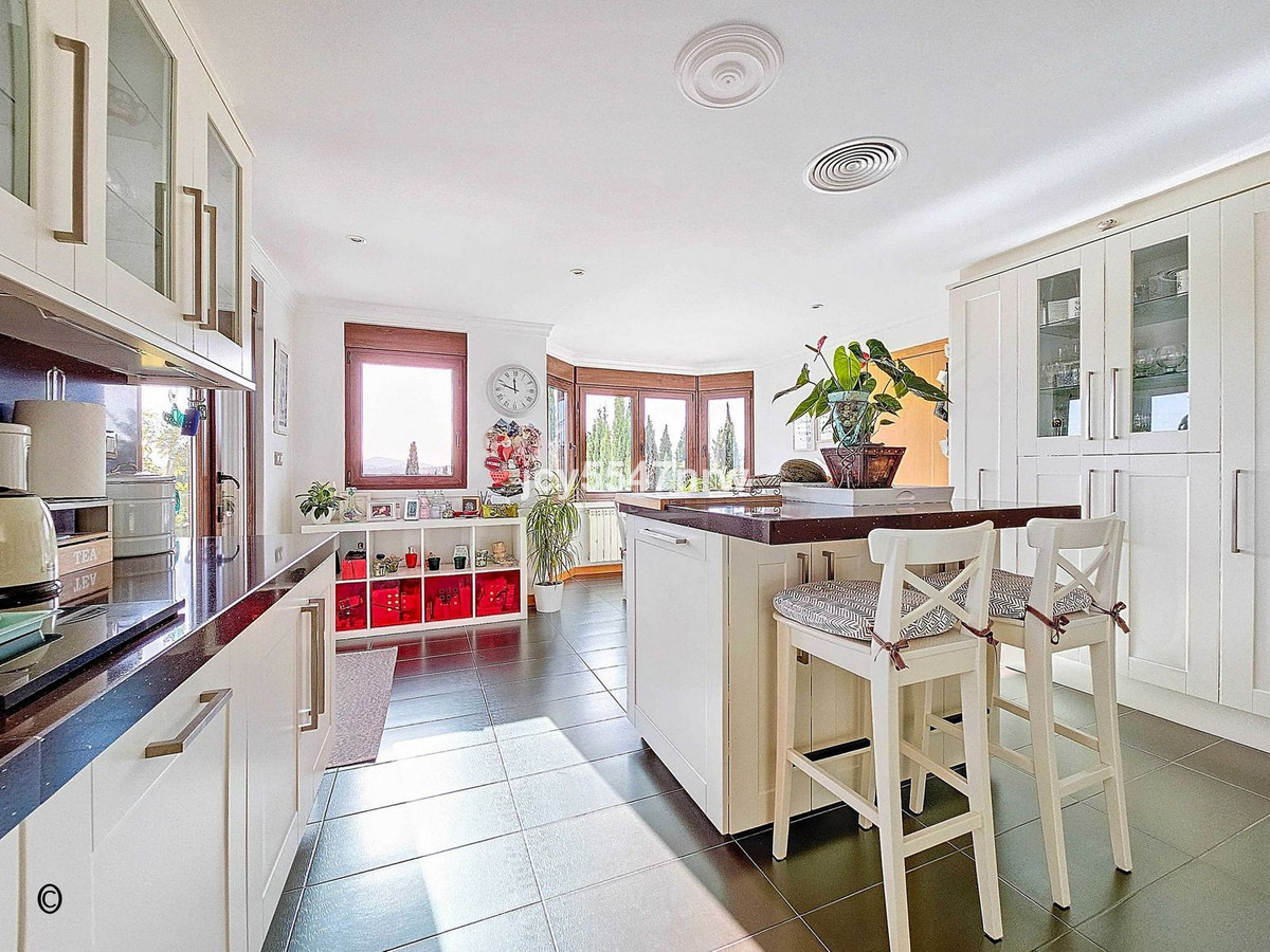 5-Bedroom Detached House in  Pinoso | Sunny Casas - Costa... - Image 19