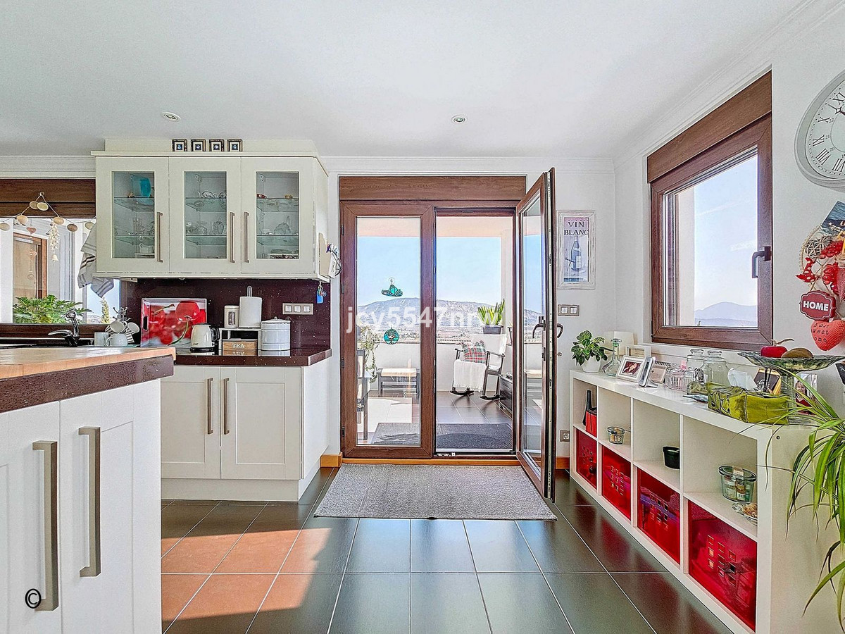 5-Bedroom Detached House in  Pinoso | Sunny Casas - Costa... - Image 22