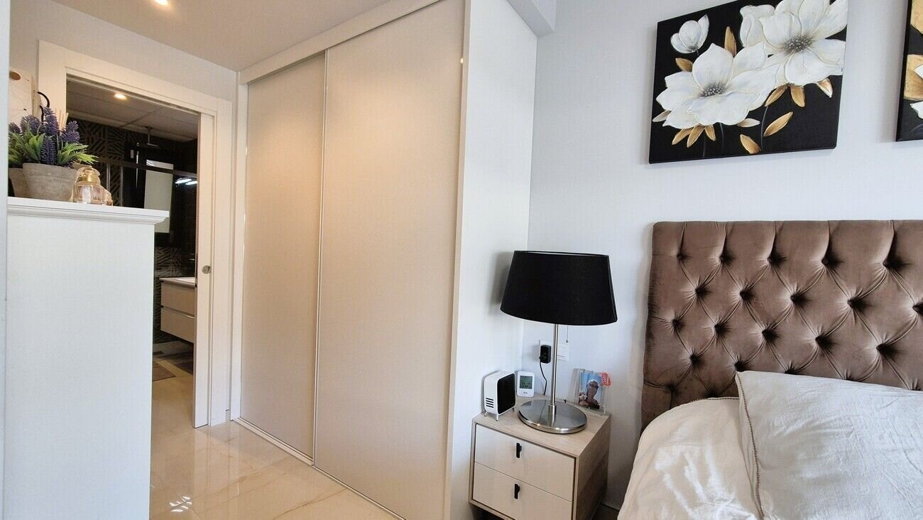 3-Bedroom Apartment in Punta Prima, Orihuela Costa - Image 15