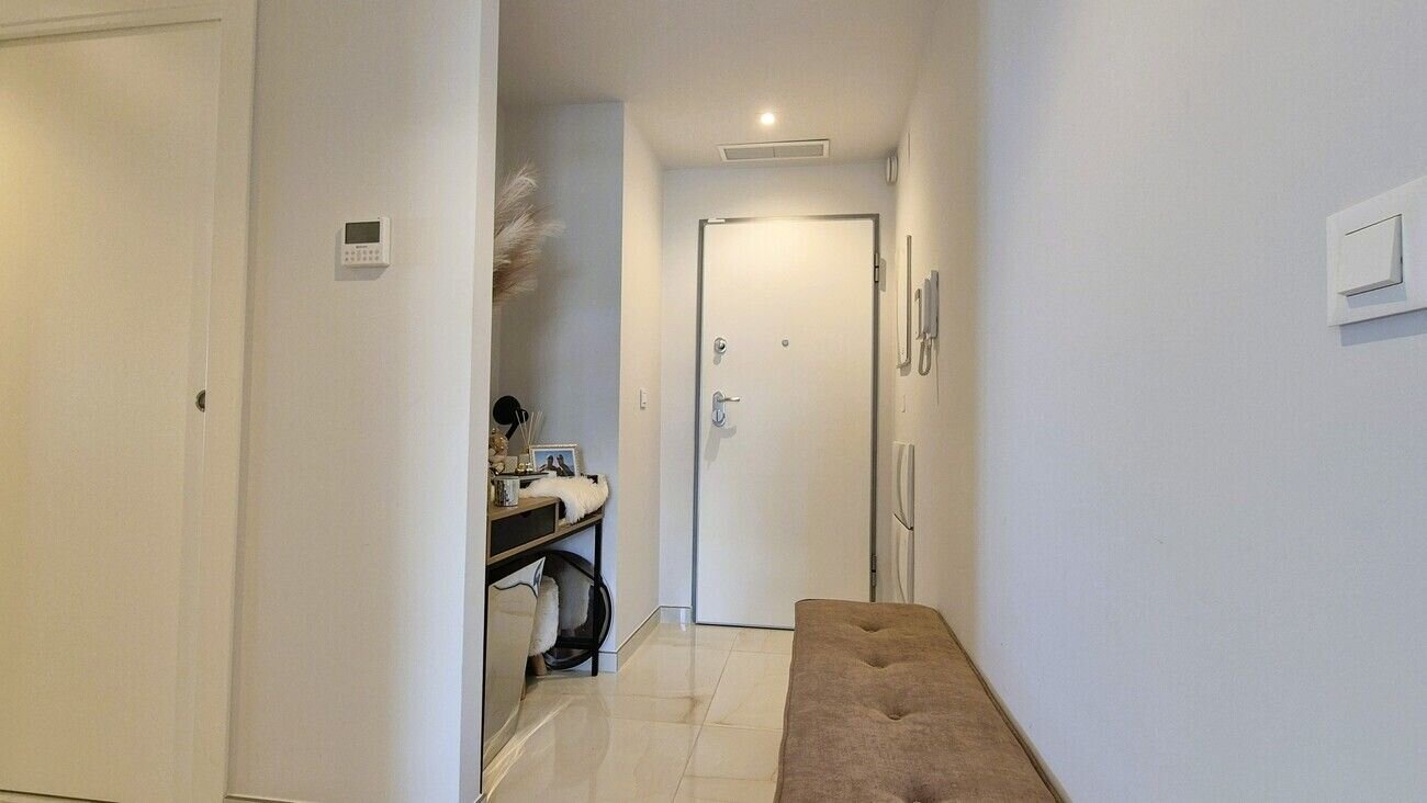 3-Bedroom Apartment in Punta Prima, Orihuela Costa - Image 3