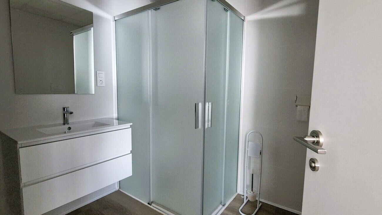 3-Bedroom Apartment in Punta Prima, Orihuela Costa - Image 43