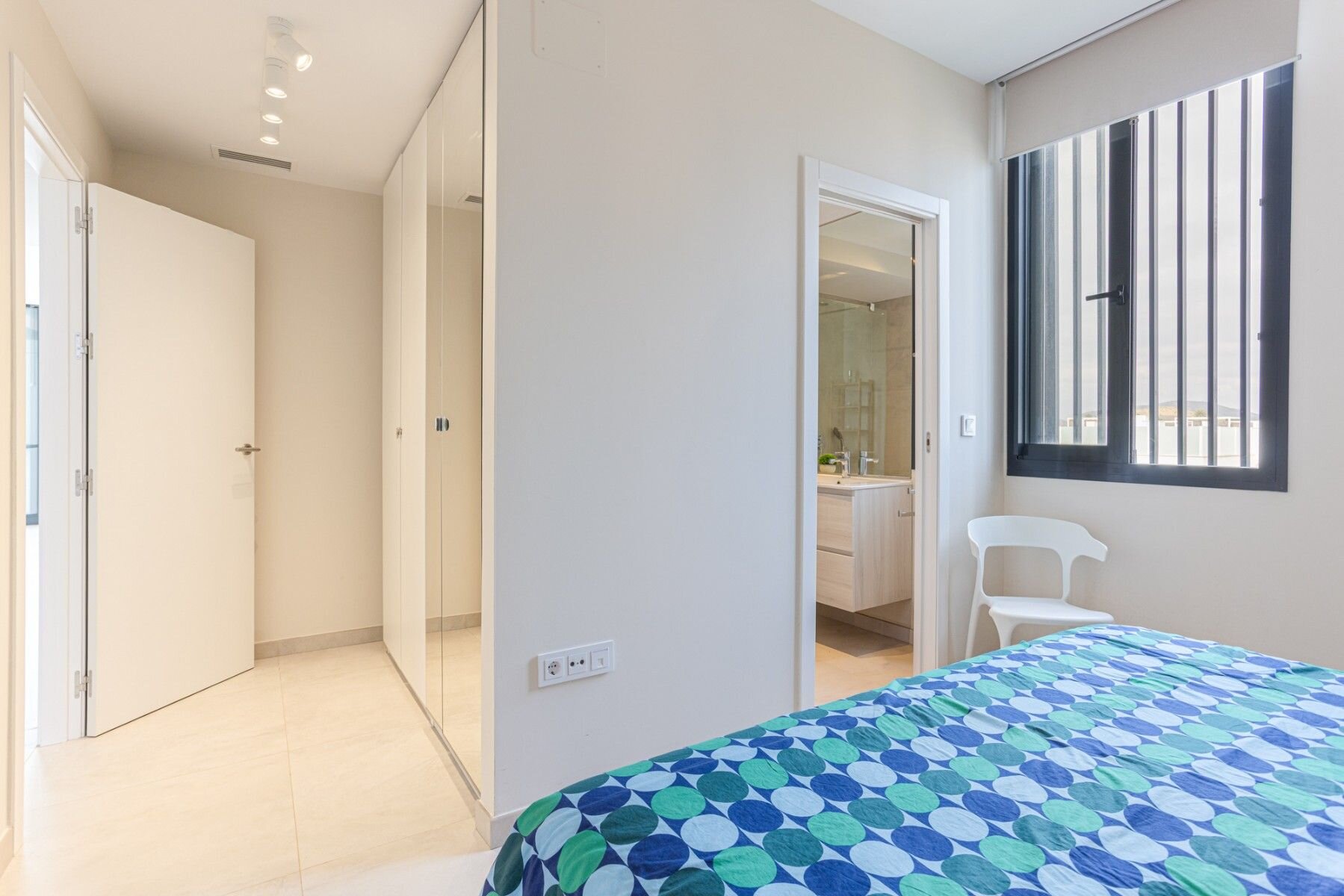 Apartamento de 3 Dormitorios en Cartagena - Image 19
