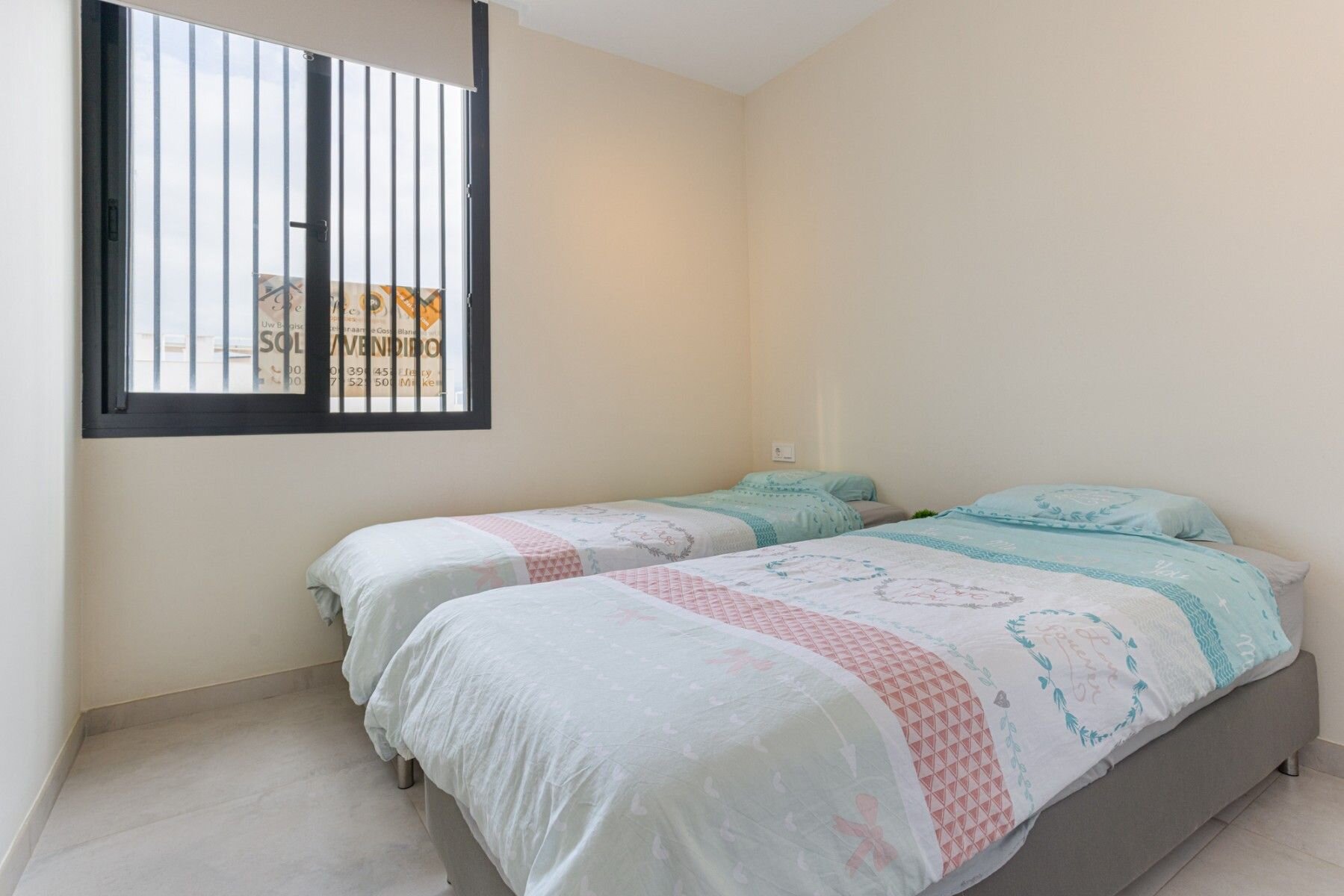 Apartamento de 3 Dormitorios en Cartagena - Image 21