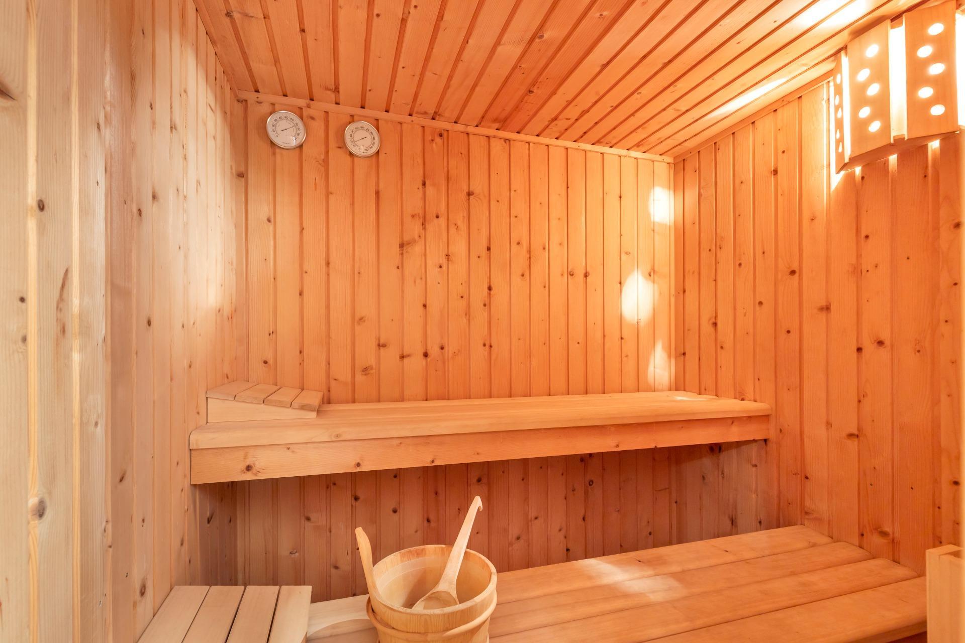 5-Bedroom Villa in Rojales - Image 21