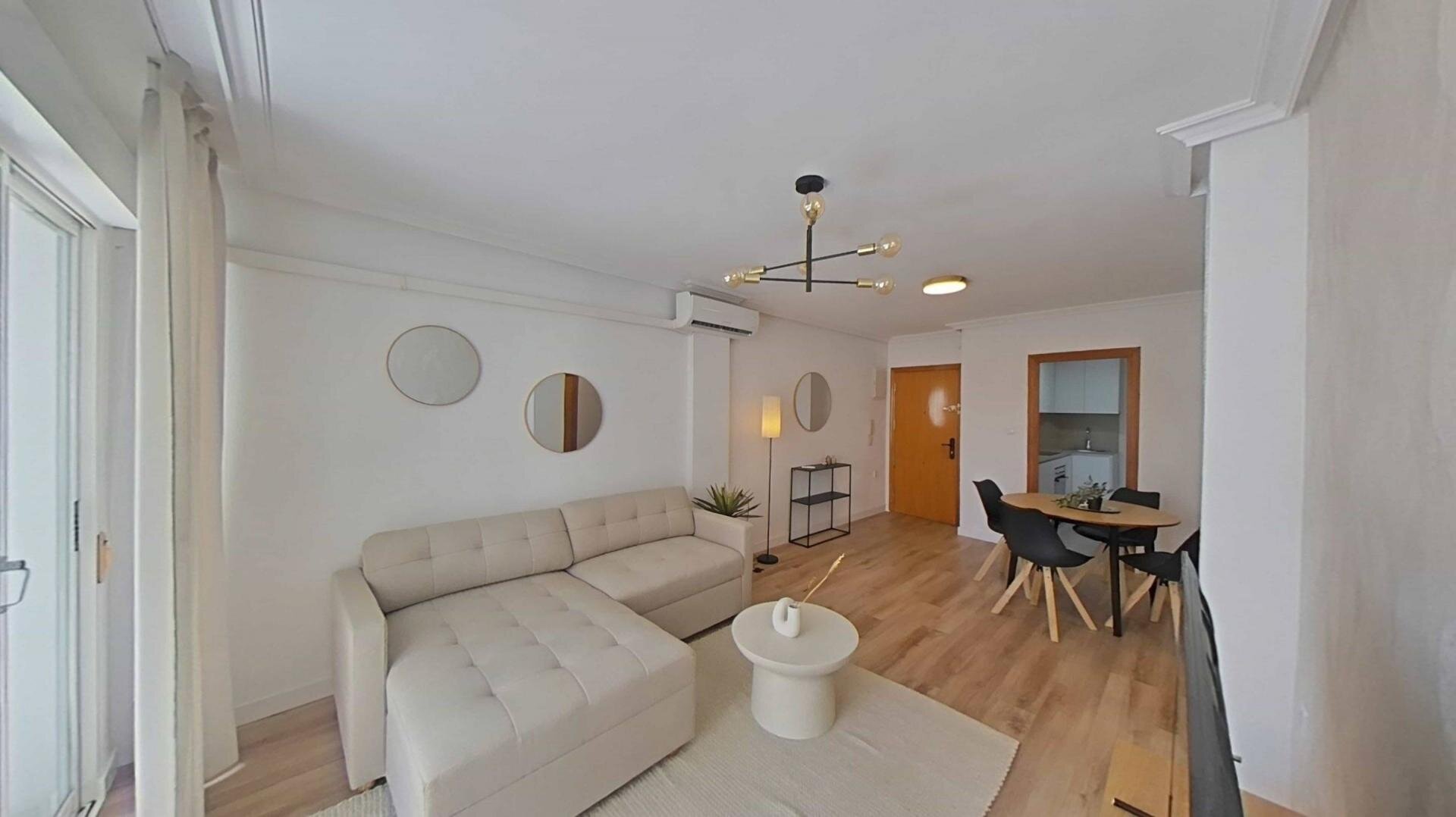 2-Bedroom Apartment in La Mata Pueblo, Torrevieja - Image 28