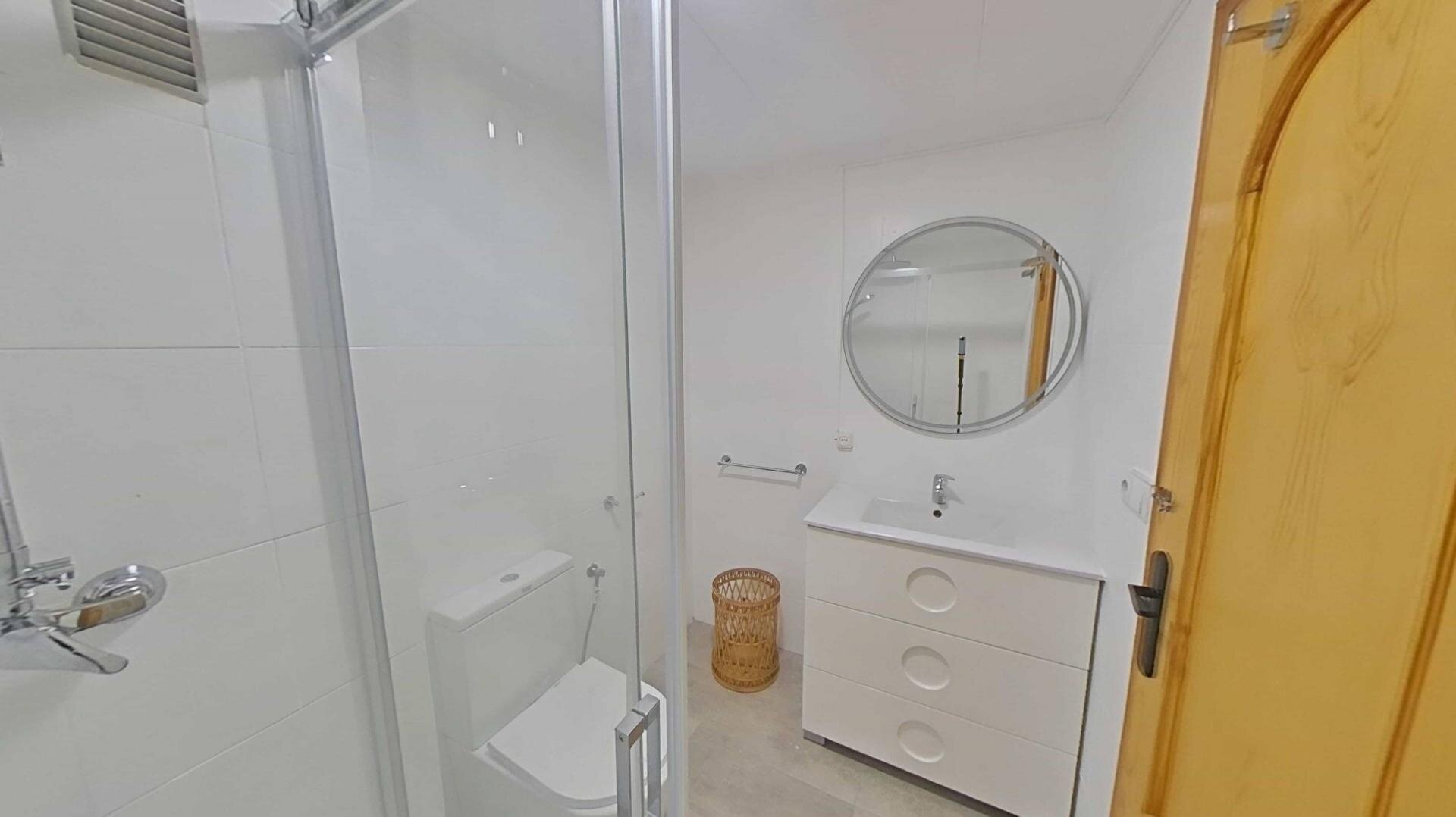 2-Bedroom Apartment in La Mata Pueblo, Torrevieja - Image 41