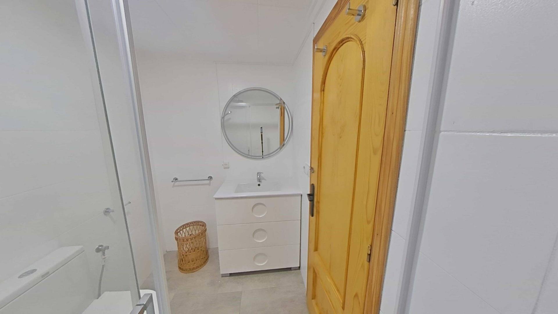 2-Bedroom Apartment in La Mata Pueblo, Torrevieja - Image 47