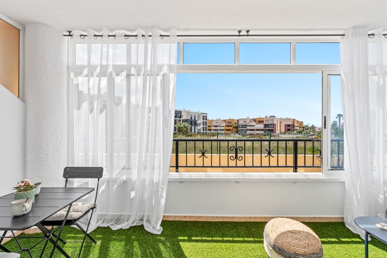 2-Bedroom Apartment in La Zenia, Orihuela Costa - Image 1