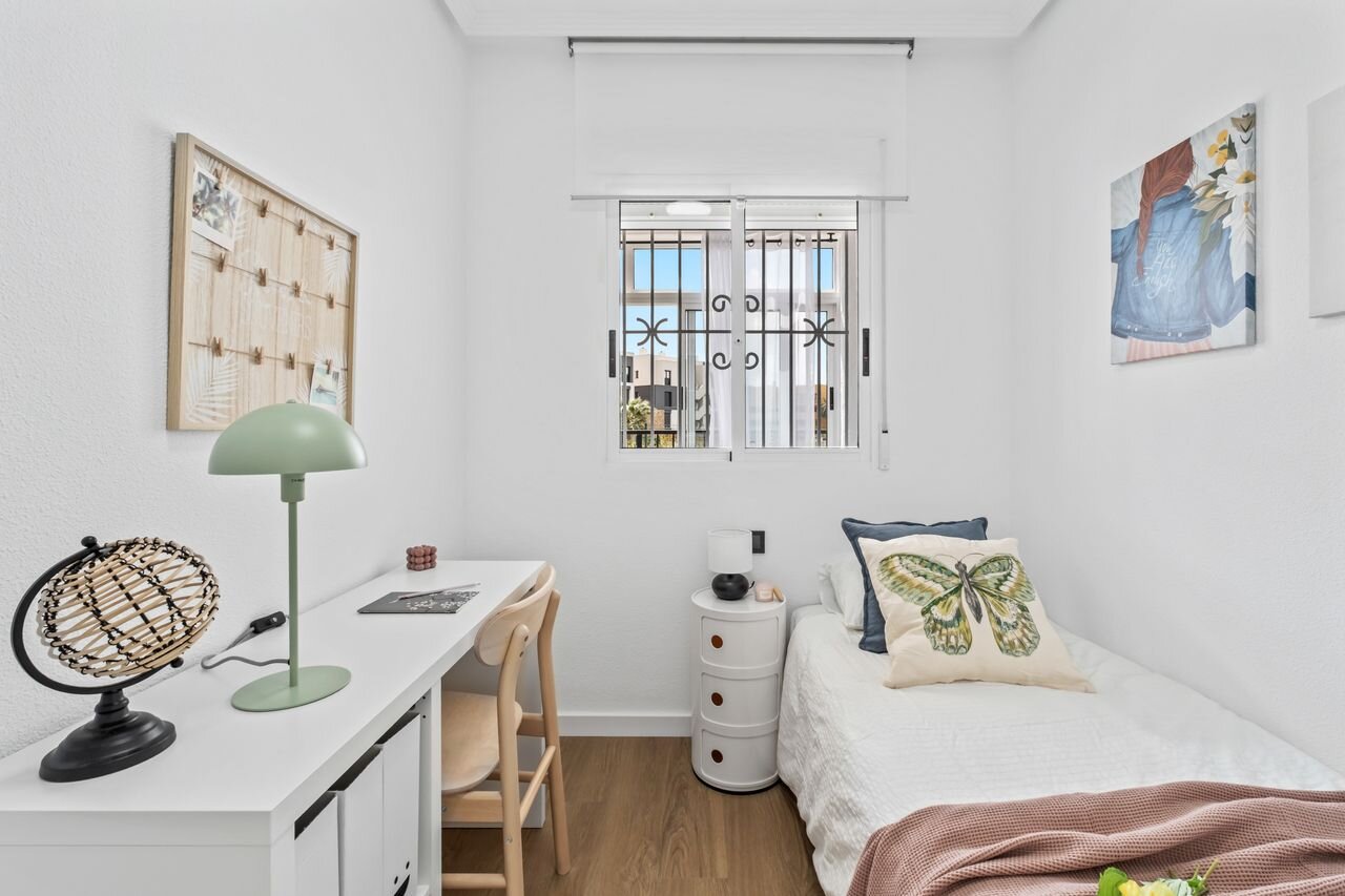 2-Bedroom Apartment in La Zenia, Orihuela Costa - Image 17