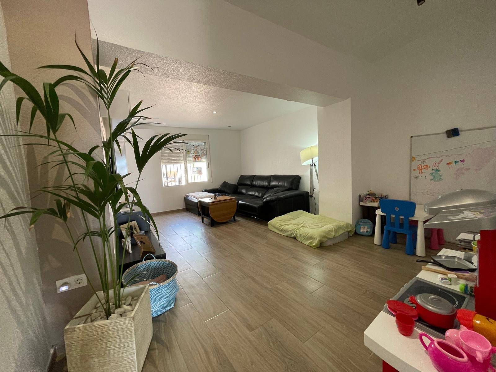 3-Bedroom House in Pilar de la Horadada - Image 3