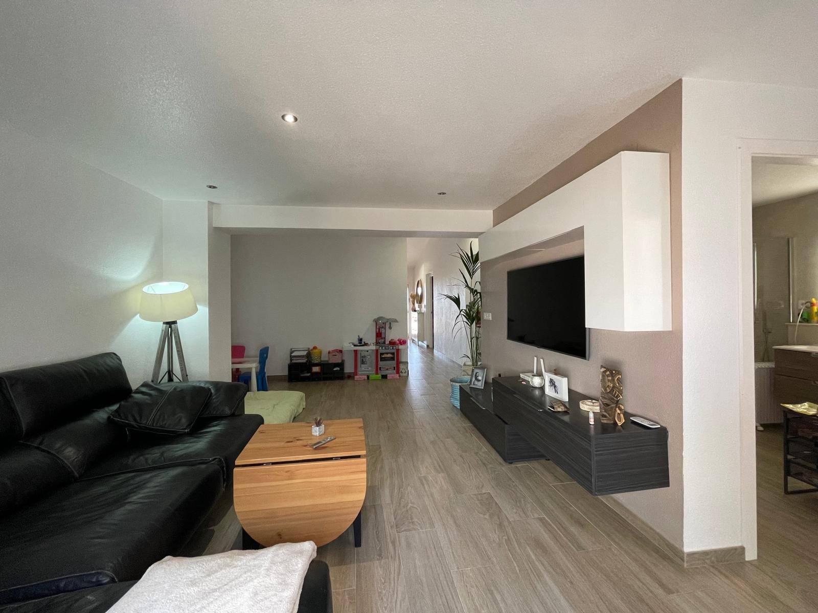 3-Bedroom House in Pilar de la Horadada - Image 5