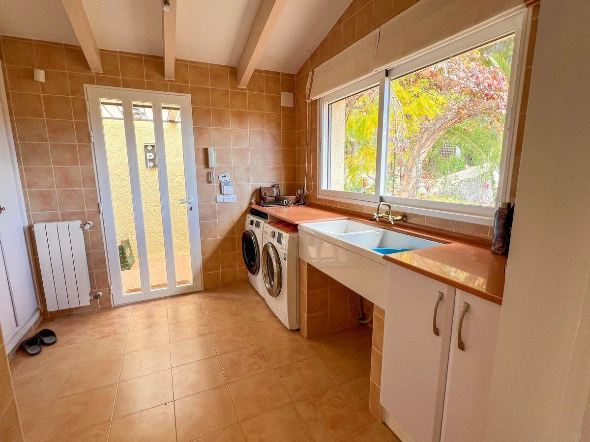 5-Bedroom Detached House in  Altea | Sunny Casas - Costa ... - Image 13