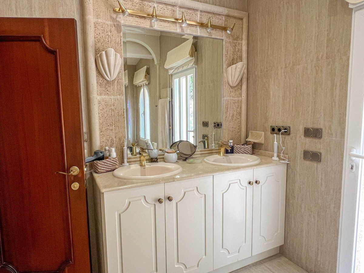 5-Bedroom Detached House in  Altea | Sunny Casas - Costa ... - Image 16