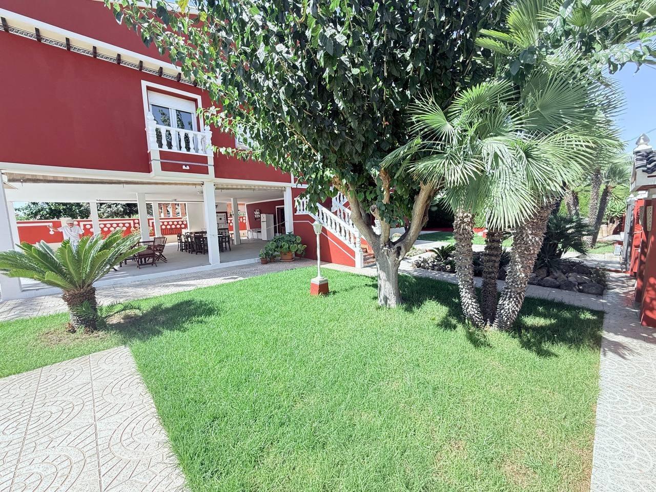 5-Bedroom Villa in Las Ramblas, Orihuela Costa - Image 3
