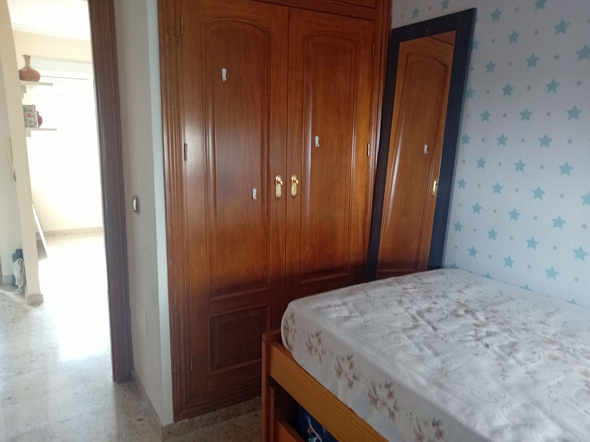 3-Bedroom Middle Floor Apartment in  Puerto de Mazarrón |... - Image 9