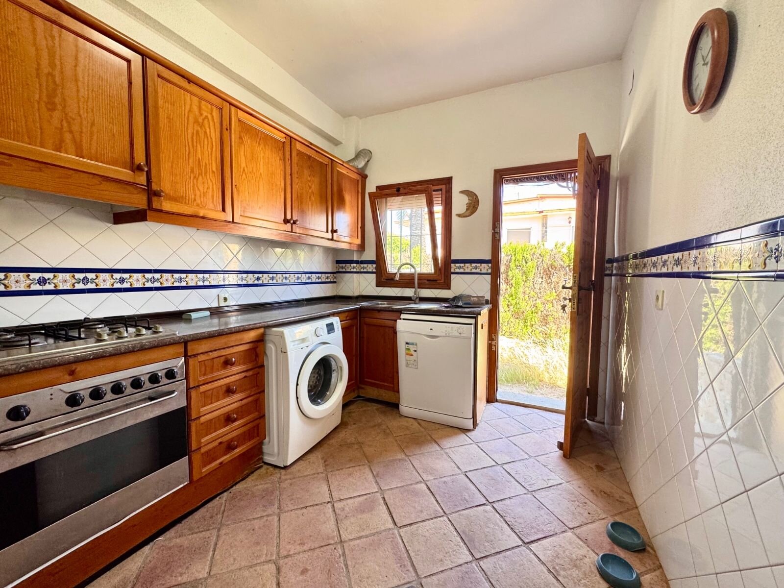 4-Bedroom Villa in Cabo Roig, Cabo Roig - Image 13