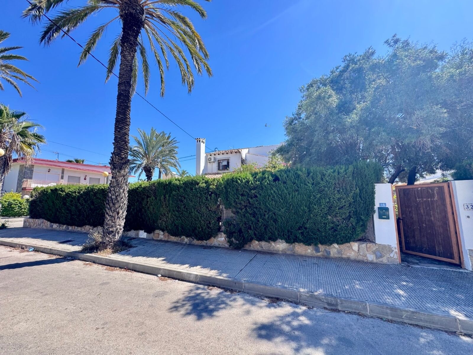 4-Bedroom Villa in Cabo Roig, Cabo Roig - Image 34