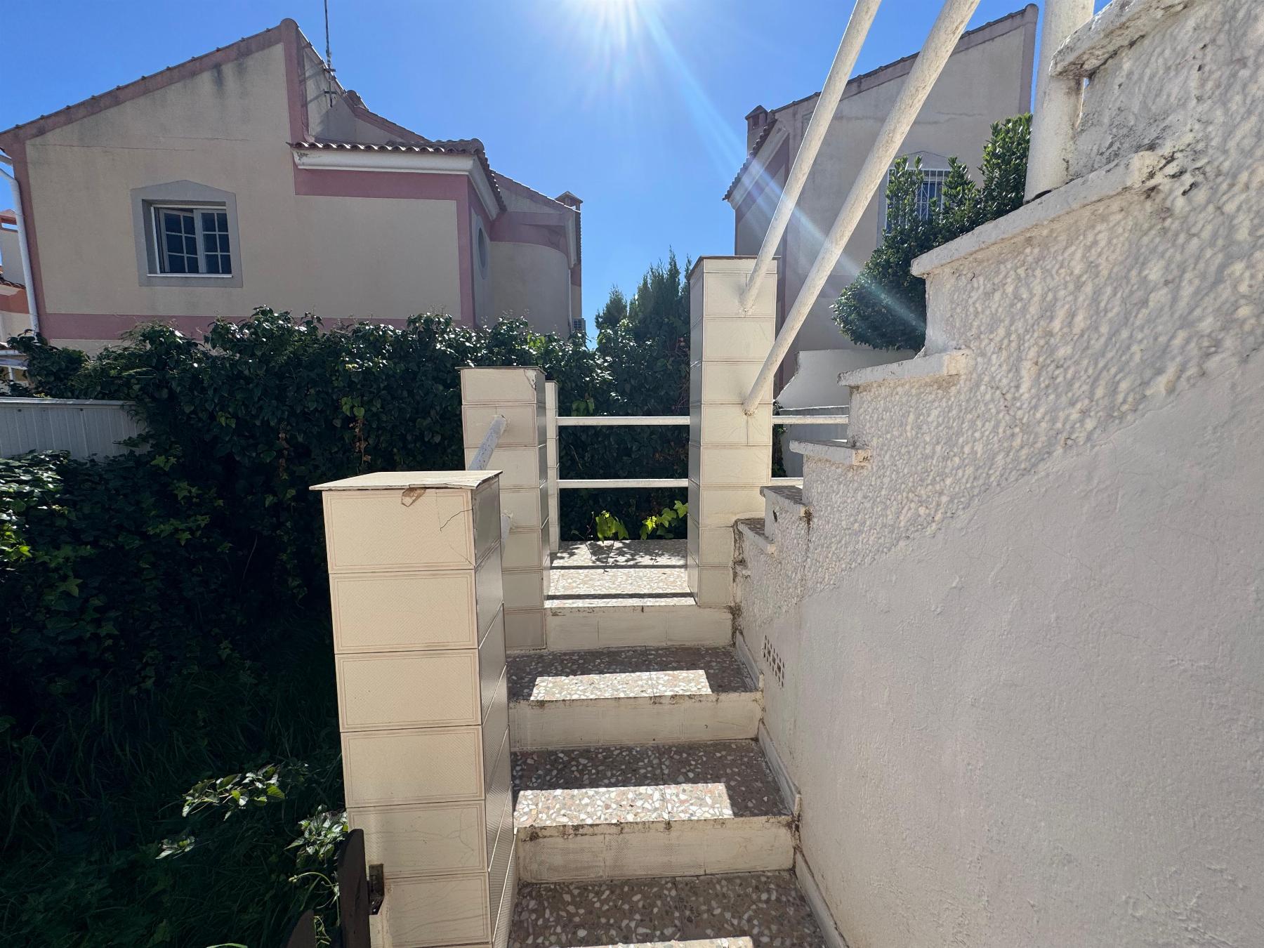 3-Bedroom House in La Siesta, Torrevieja - Image 36