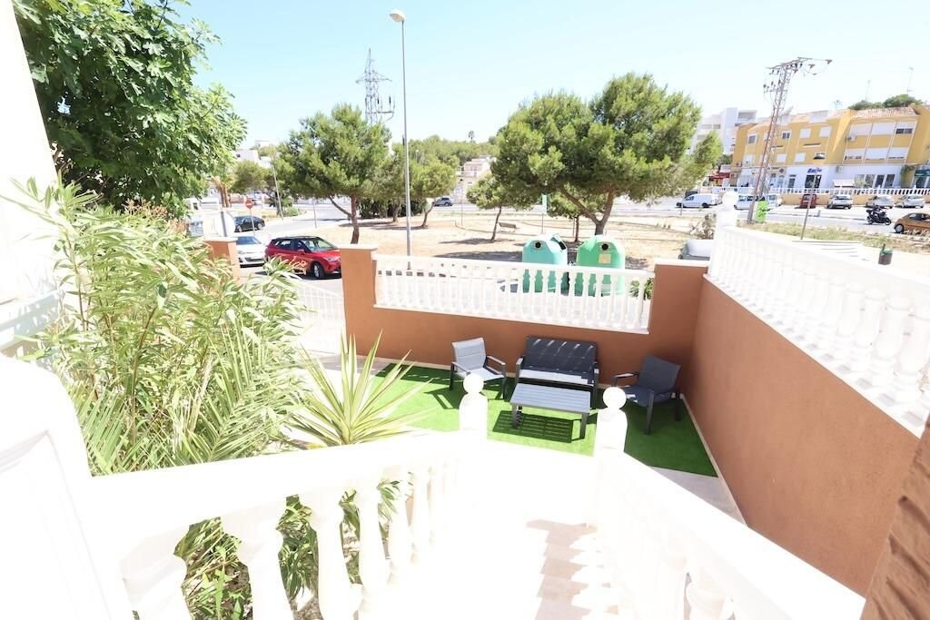 Villa met 3 Slaapkamers in Las Filipinas, Orihuela Costa - Image 19
