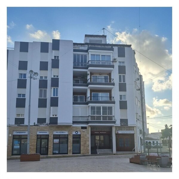 Apartamento de 3 Dormitorios en Zona Pueblo, Pilar de la Horadada