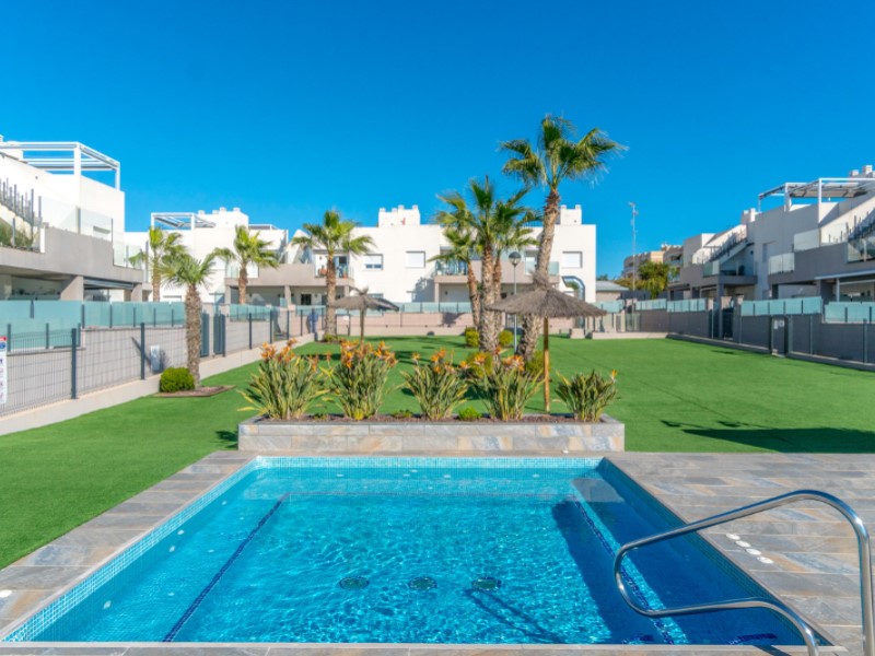 2-Bedroom Apartment in Aguas Nuevas, Torrevieja - Image 28