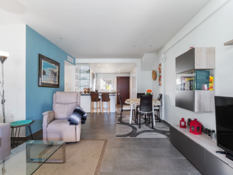 2-Bedroom Apartment in Aguas Nuevas, Torrevieja - Image 9