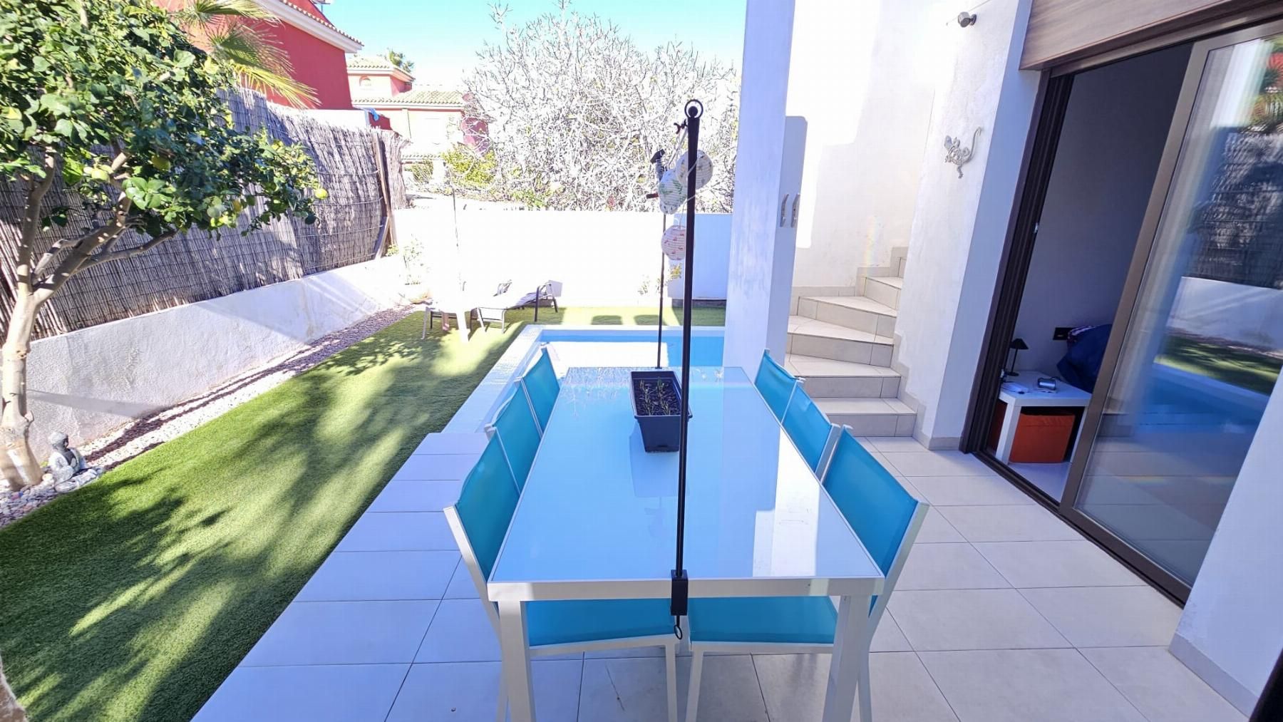2-Bedroom Villa in Cabo Roig, Cabo Roig - Image 10