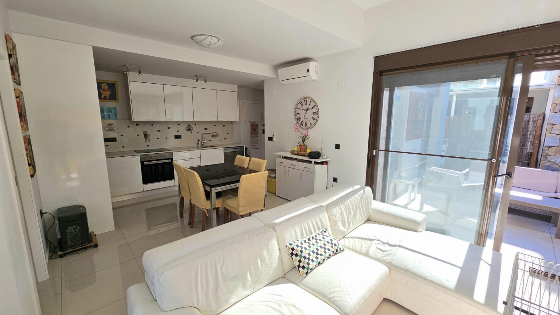2-Bedroom Villa in Cabo Roig, Cabo Roig - Image 14