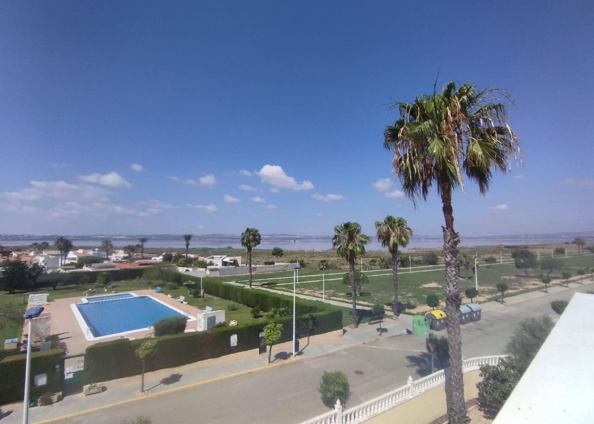 6-Bedroom Villa in La Siesta - El Salado - Torreta, Torrevieja - Image 32