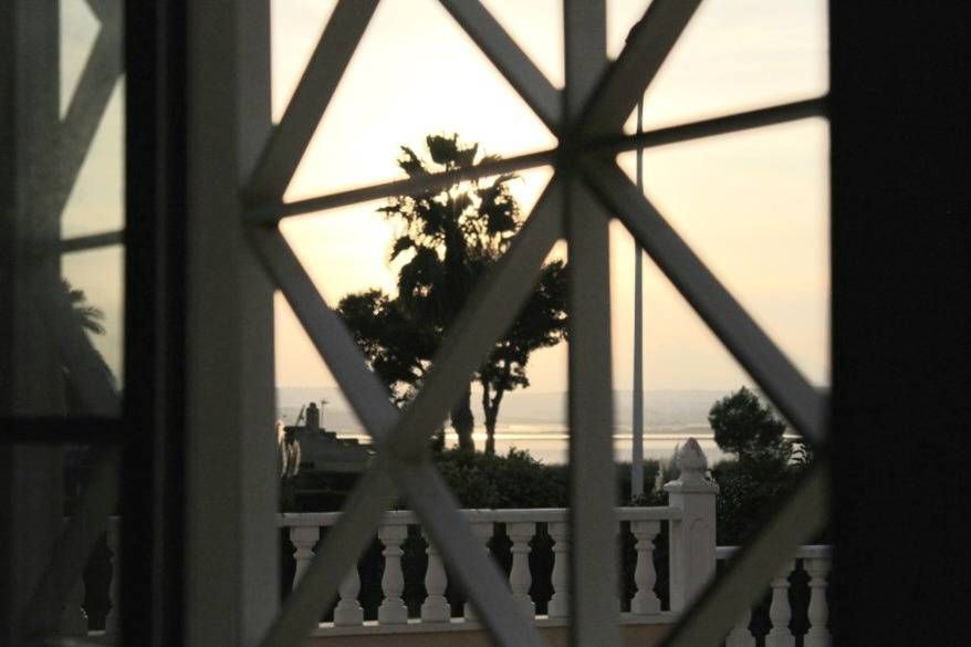 6-Bedroom Villa in La Siesta - El Salado - Torreta, Torrevieja - Image 39