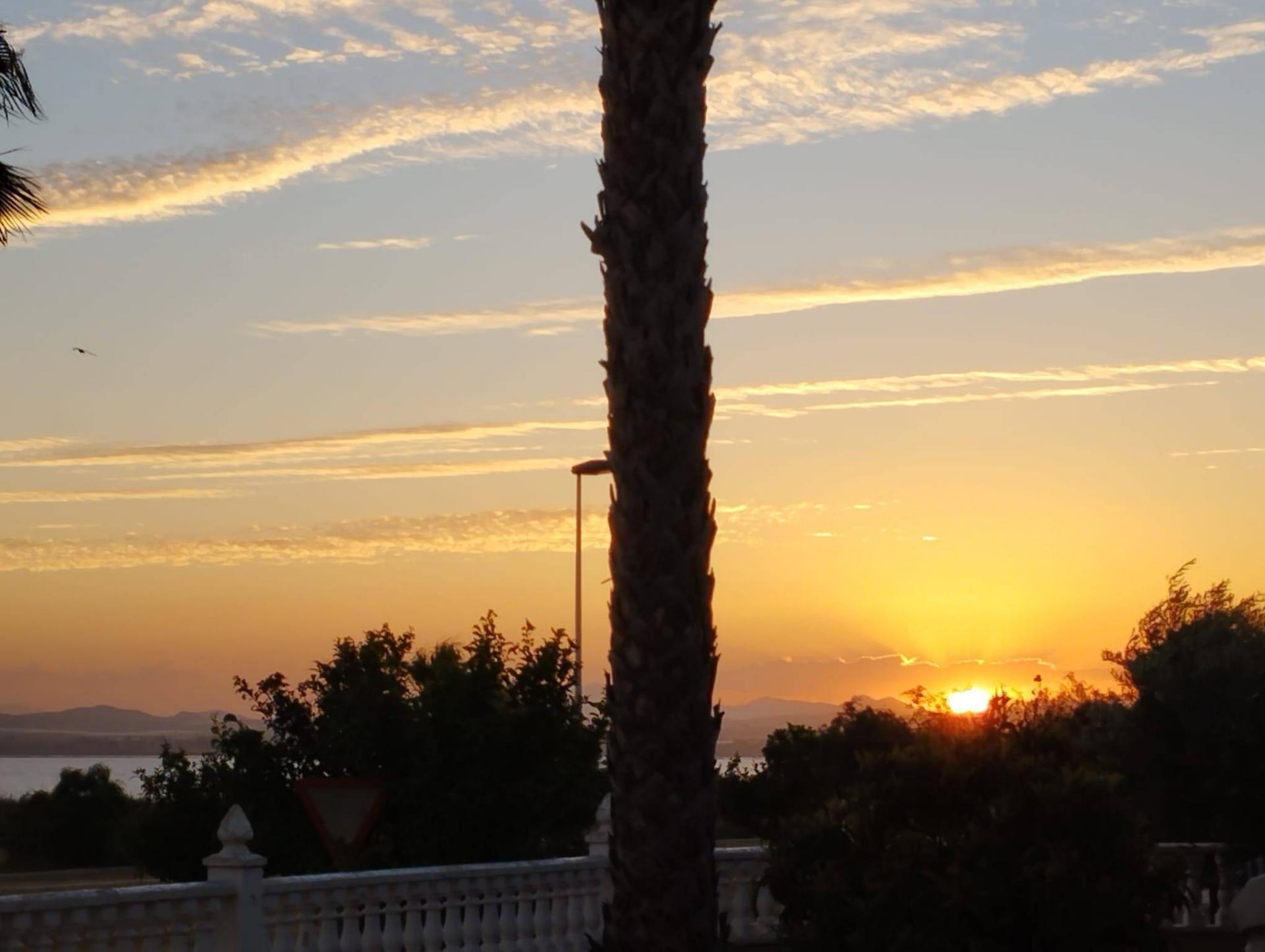 6-Bedroom Villa in La Siesta - El Salado - Torreta, Torrevieja - Image 42