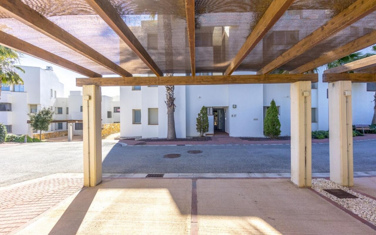 2-Bedroom Penthouse in Las Colinas Golf, Orihuela - Image 21