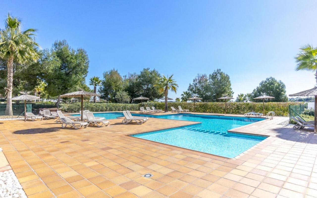 2-Bedroom Penthouse in Las Colinas Golf, Orihuela - Image 27