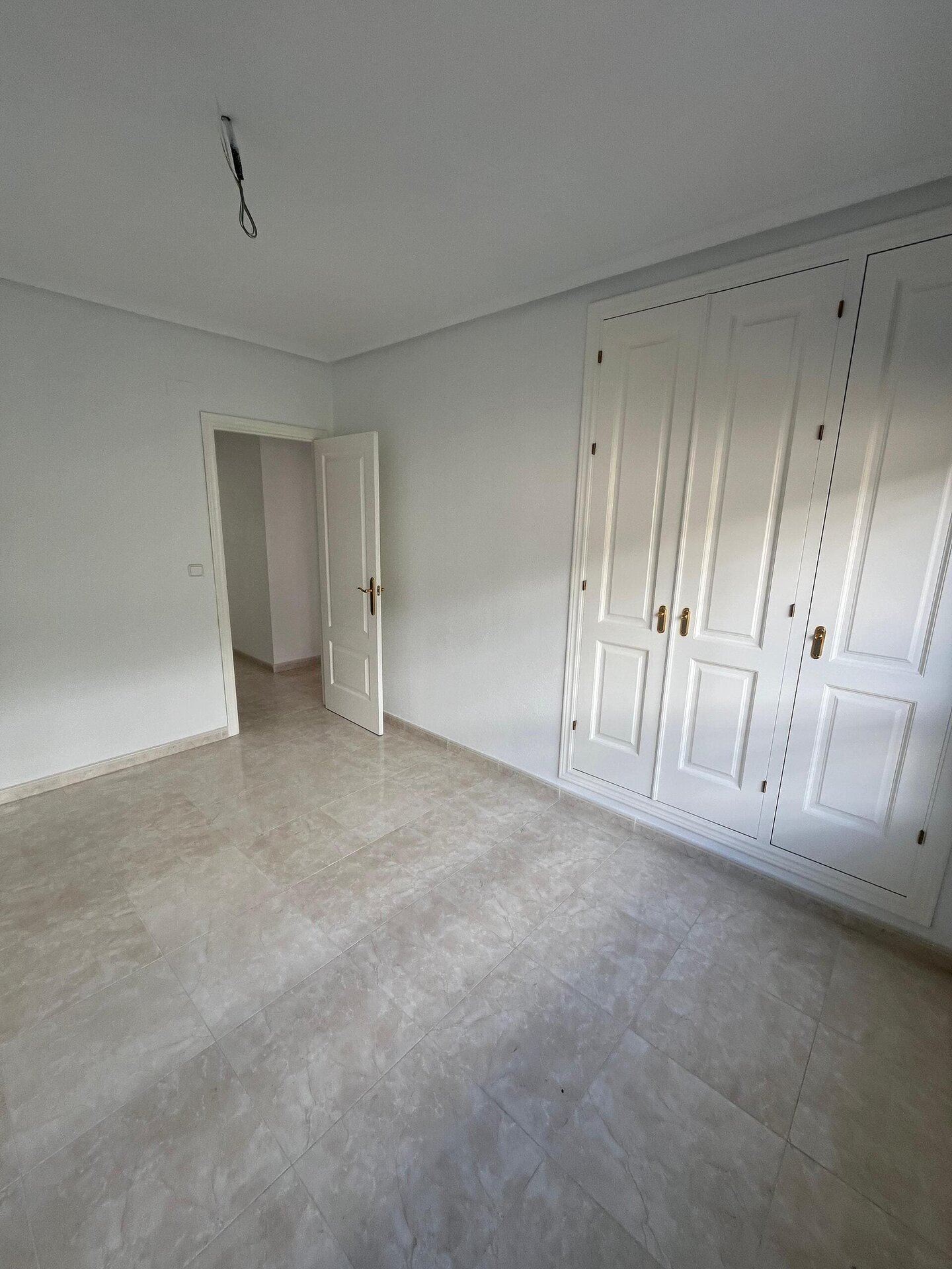 Benedenwoning met 2 Slaapkamers in Orihuela Costa - Image 10