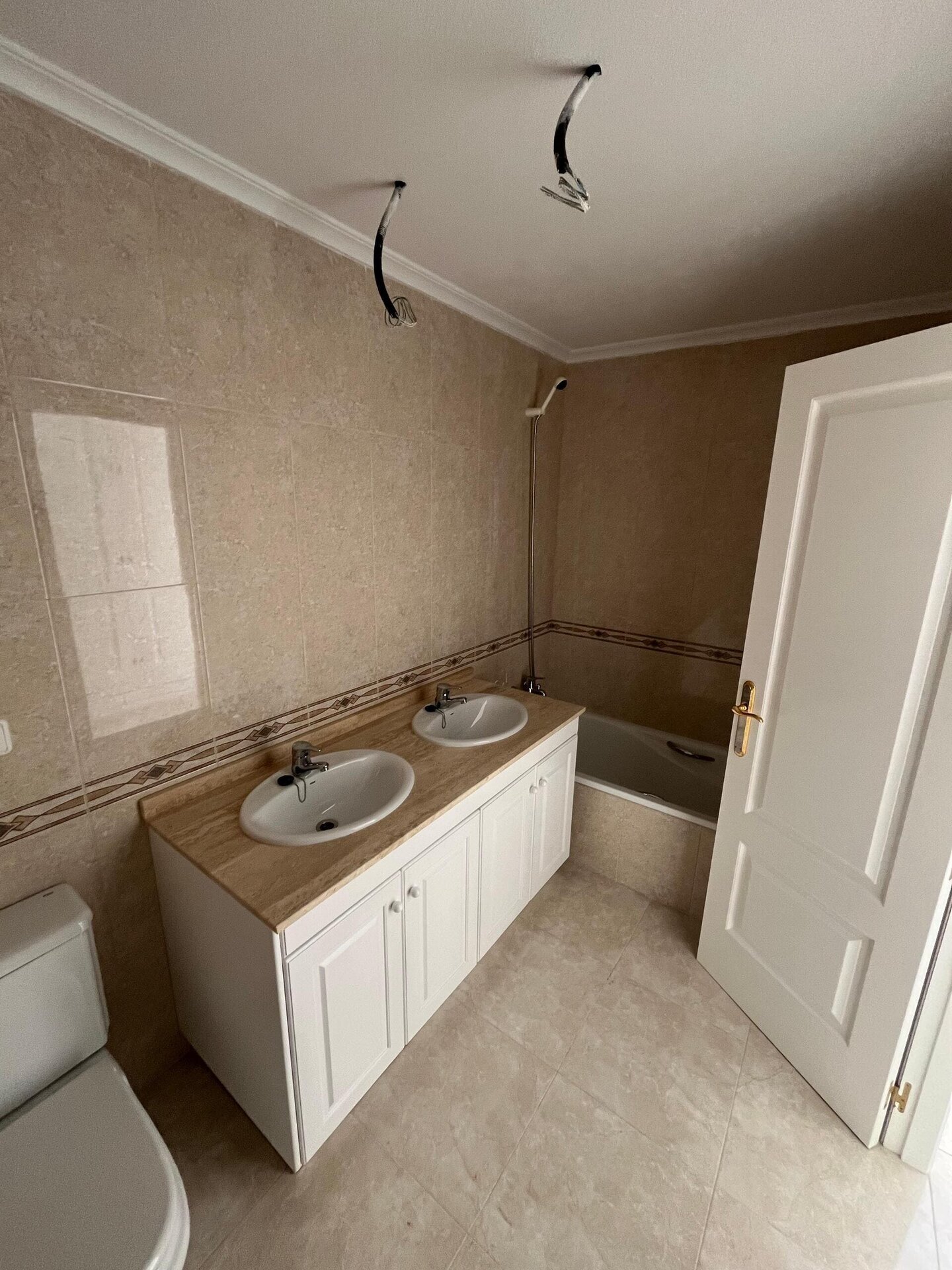 Benedenwoning met 2 Slaapkamers in Orihuela Costa - Image 9