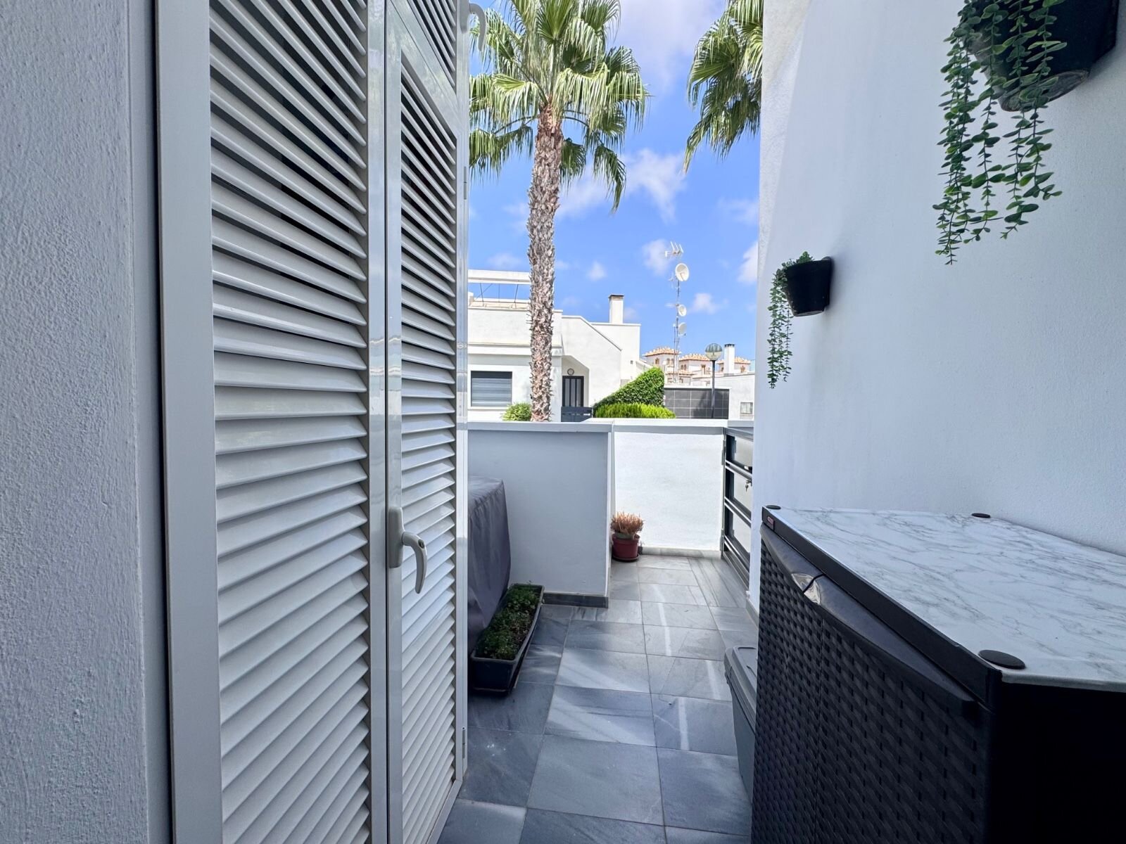 3-Bedroom House in Lomas de Cabo Roig, Orihuela Costa - Image 11