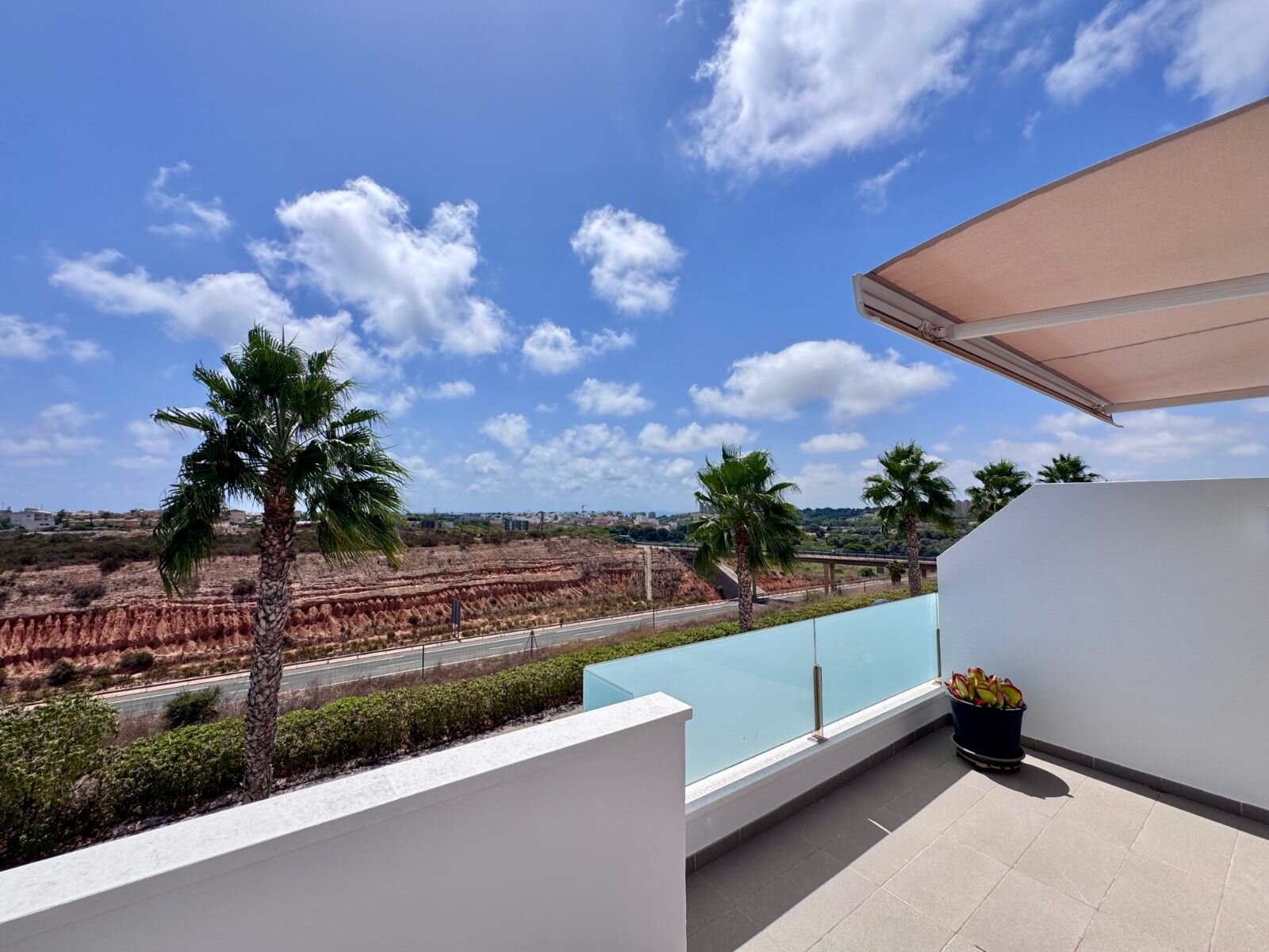 3-Bedroom House in Lomas de Cabo Roig, Orihuela Costa - Image 30
