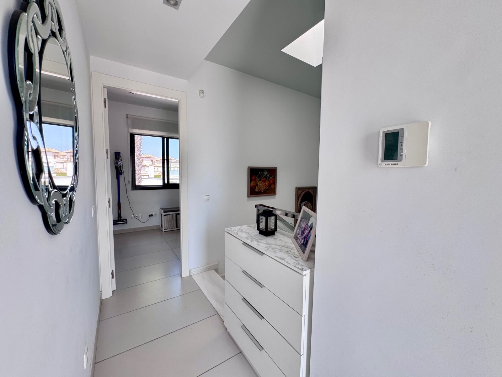 3-Bedroom House in Lomas de Cabo Roig, Orihuela Costa - Image 31