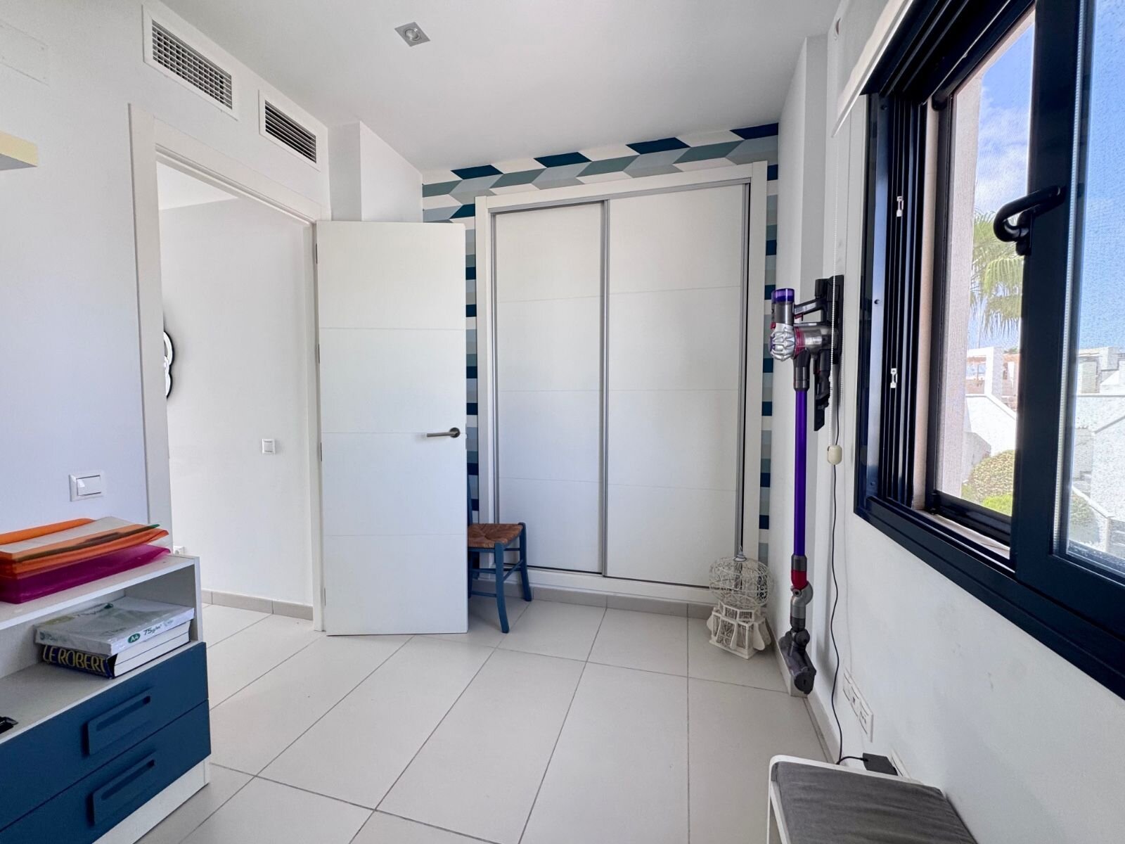 3-Bedroom House in Lomas de Cabo Roig, Orihuela Costa - Image 33