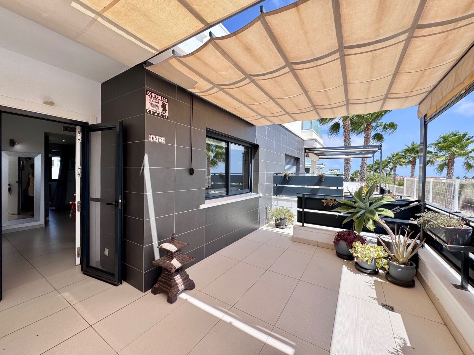 3-Bedroom House in Lomas de Cabo Roig, Orihuela Costa - Image 40