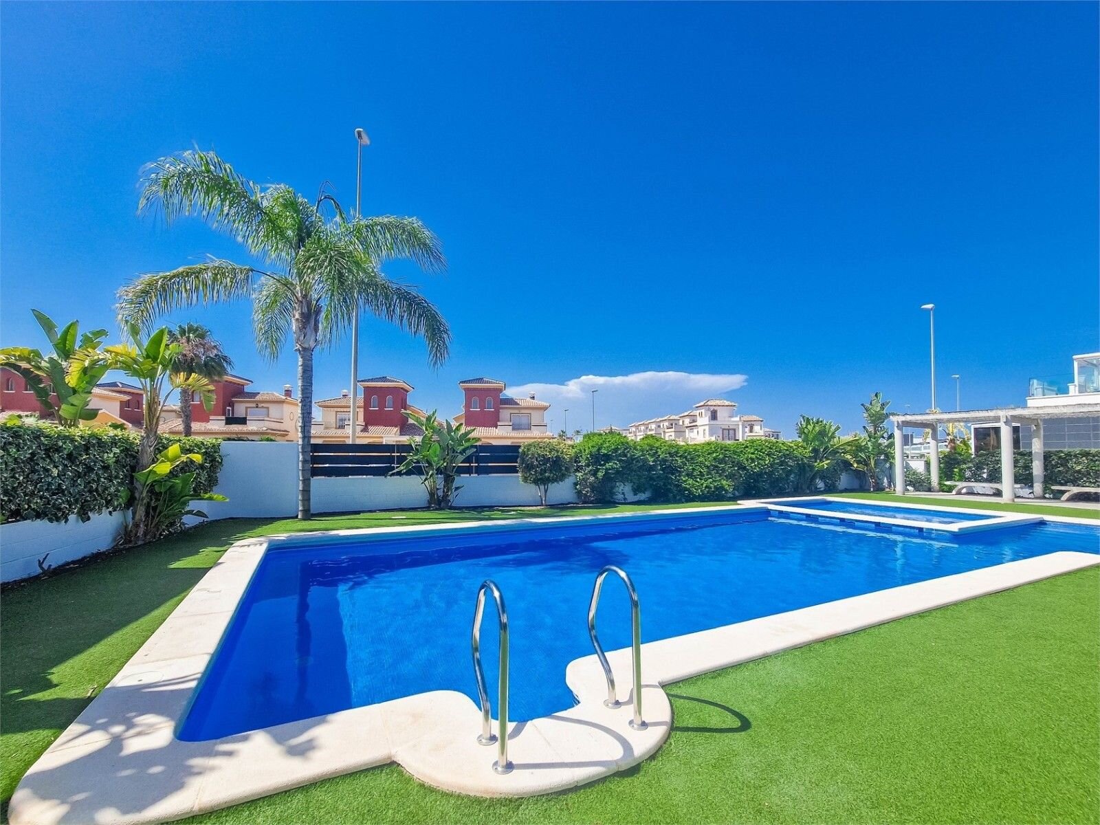 3-Bedroom House in Lomas de Cabo Roig, Orihuela Costa - Image 44