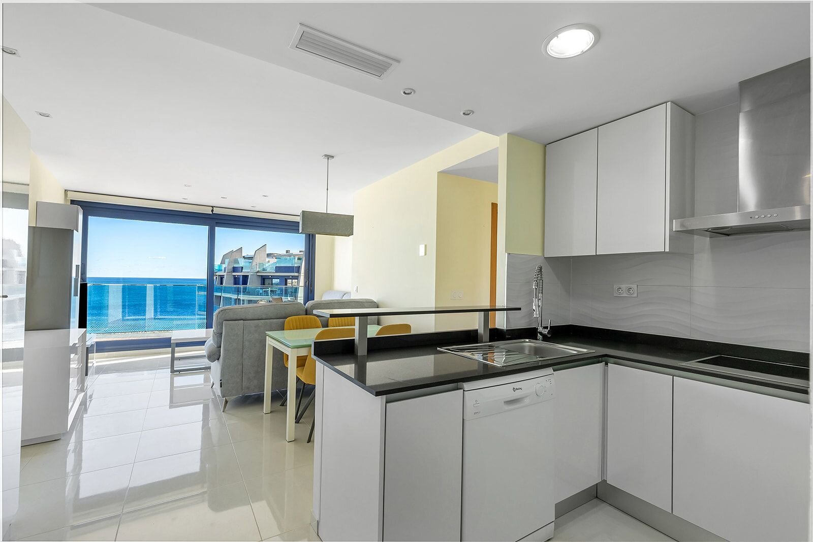 Penthous z 2 Sypialniami w Punta Prima, Torrevieja - Image 12