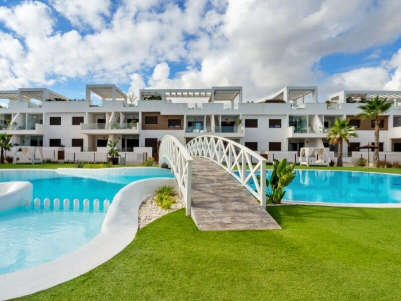 4-Bedroom Villa in Los Balcones, Torrevieja - Image 41