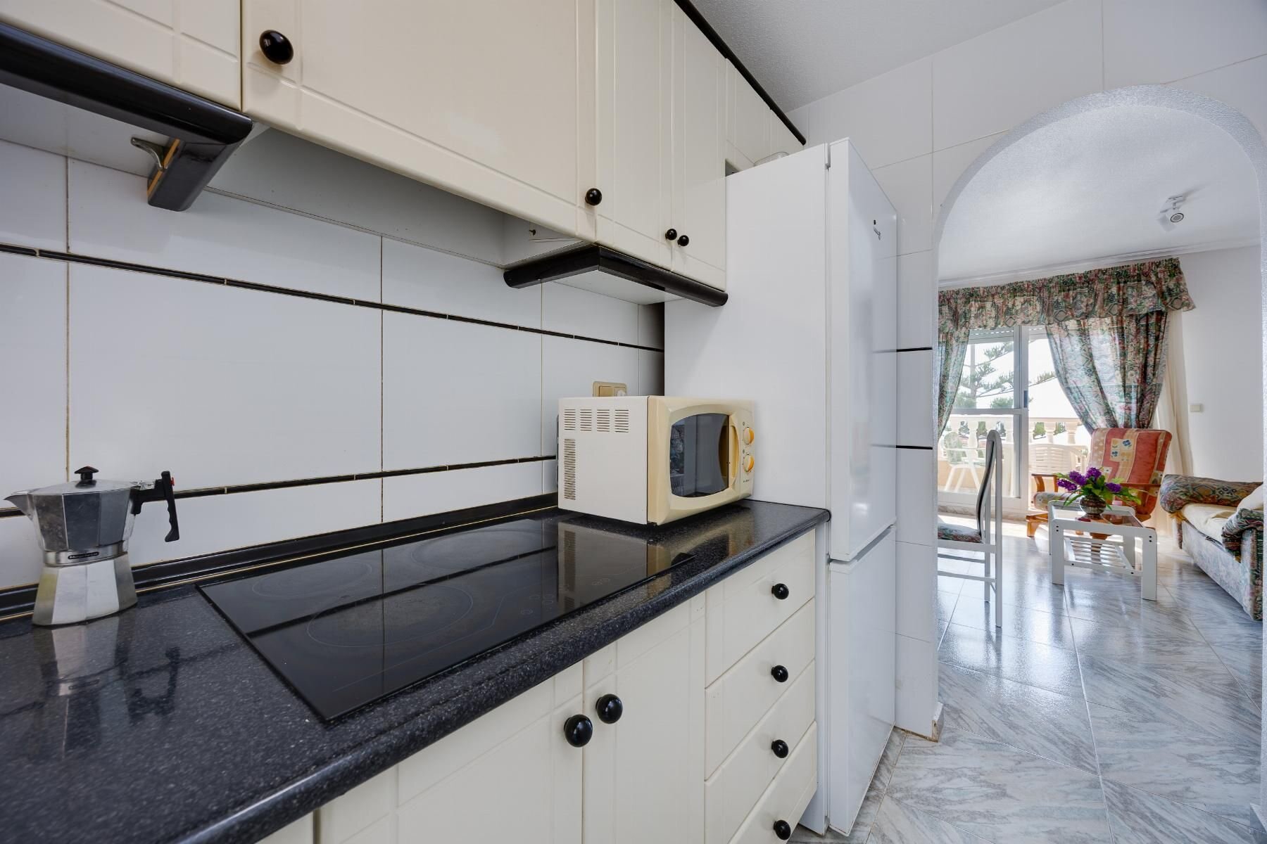 2-Bedroom Apartment in Cabo Cervera, Torrevieja - Image 13